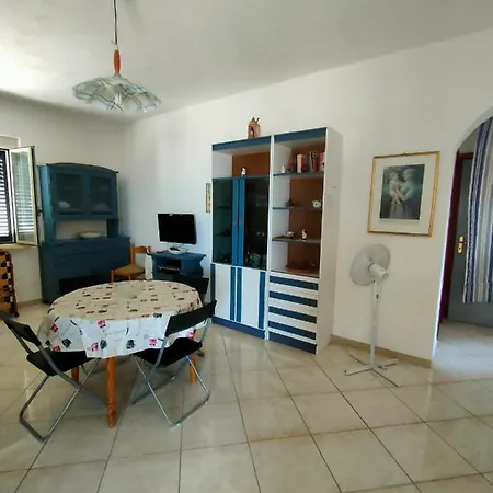 Holiday home Casa Di Rossella
